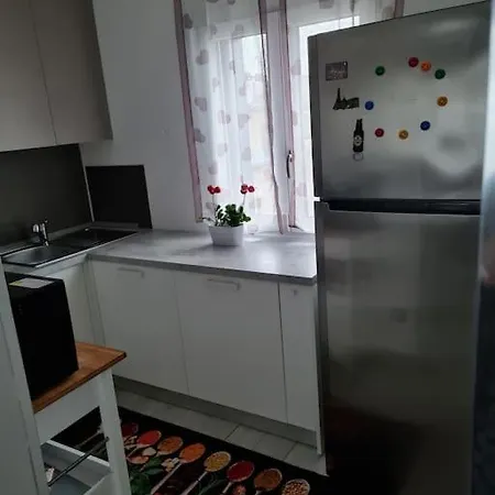 Adri Apartment