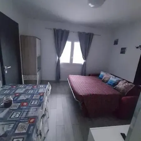 Adri Apartment *